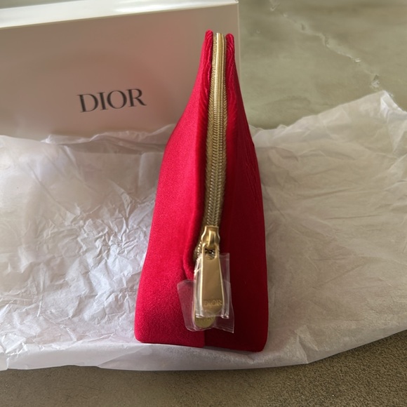 🖤 NWT Dior Holiday Cosmetic Pouch - Picture 3 of 8